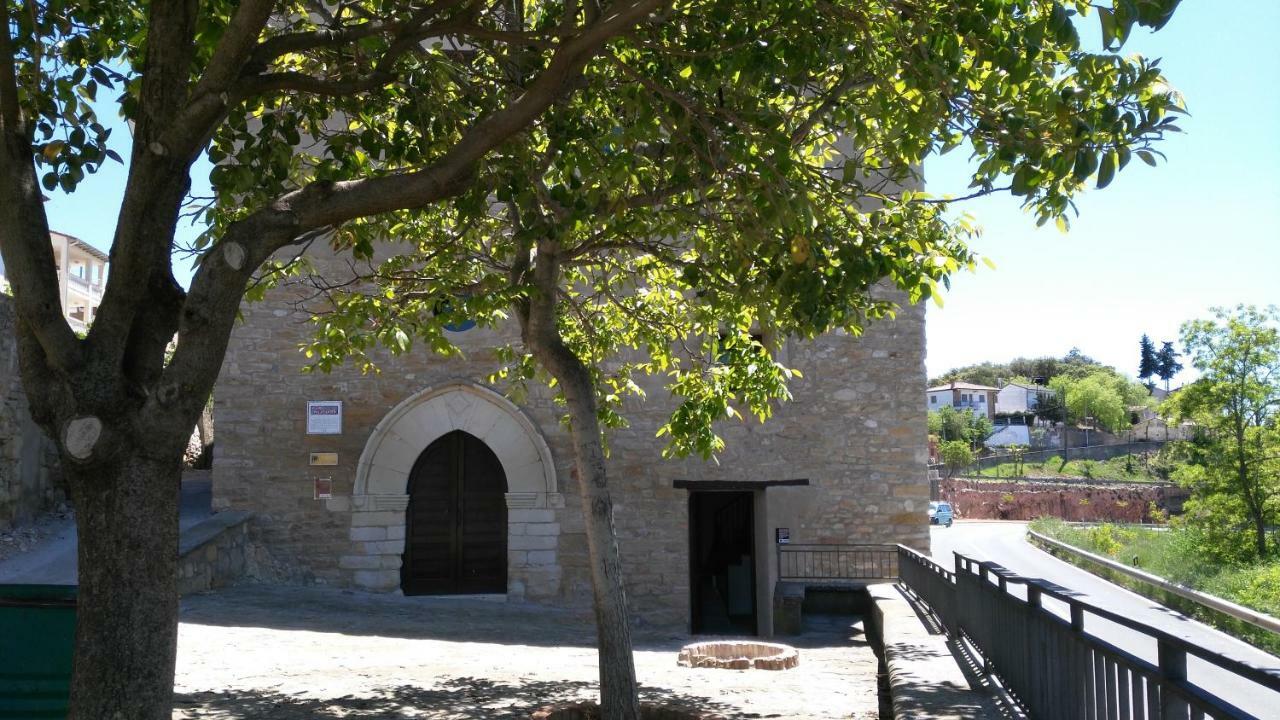 Albergue De Benabarre-Calumet Eksteriør bilde